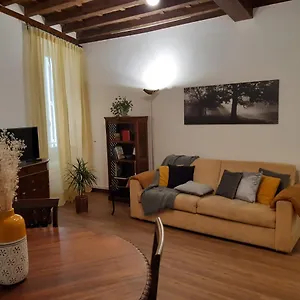  Apartment Vicolo Antico